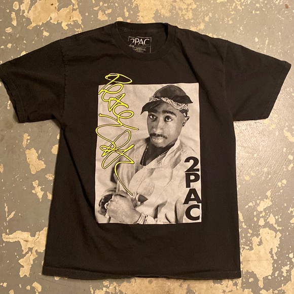 2PAC Peace Print Black Tee - Medium - Picture 1 of 3
